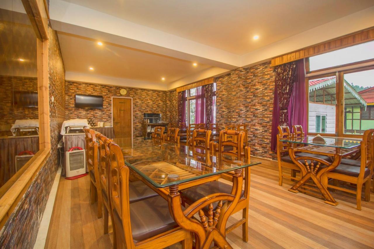 The Pelling Resort Пеллинг Экстерьер фото